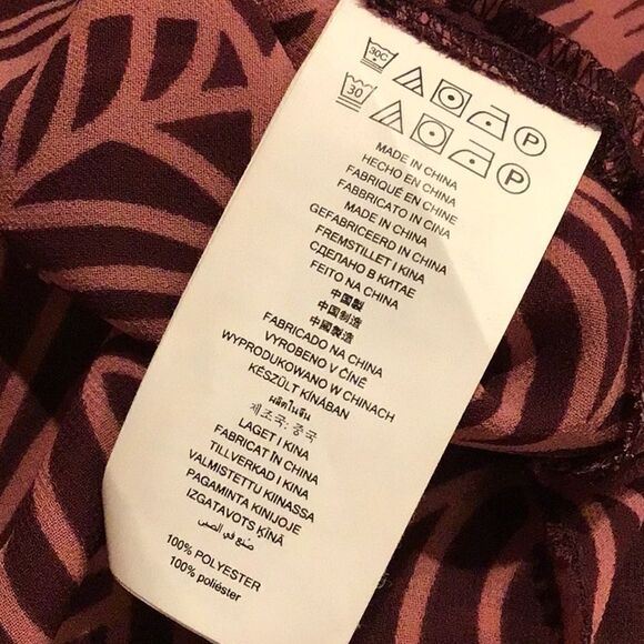 MICHAEL Michael Kors Pink Maroon Geometric Leaf Print Tiered Blouse - Picture 15 of 15